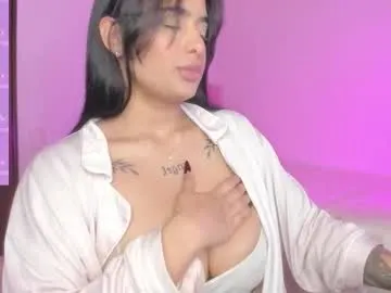 Freechat desired_breasts on Chaturbate