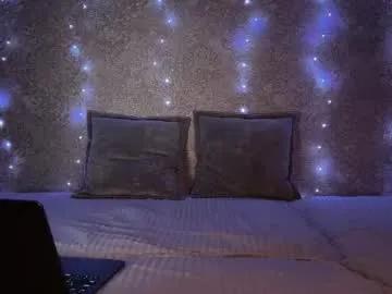 divine_hannah on Chaturbate