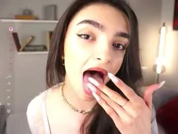 do_you_luv_me on Chaturbate