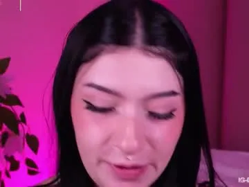 Offline dolcexx on Chaturbate