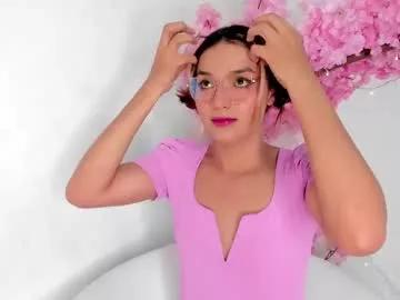 doll_isa_ on Chaturbate 