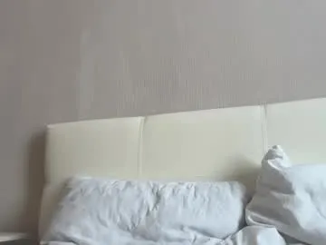 Offline domd3 on Chaturbate