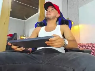 Freechat dusan_grey on Chaturbate