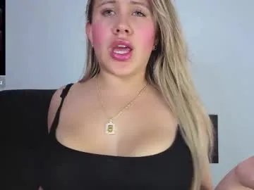 Freechat eleecttraa_12 on Chaturbate