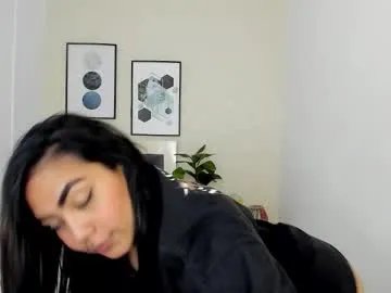 elise_davenport on Chaturbate