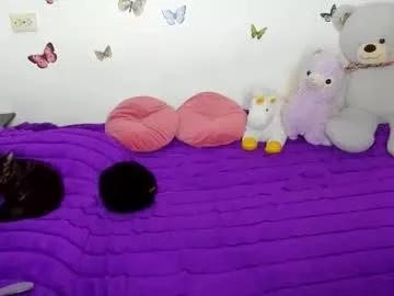 Freechat elsamails on Chaturbate