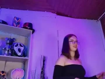 emilykarterr on Chaturbate