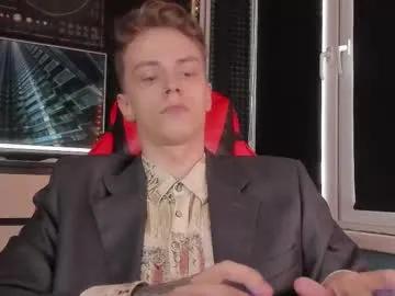 enkeer on Chaturbate