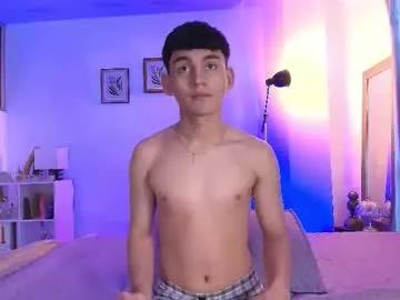 estebanperez_ — hi Esteban #bigass #lovense #young #feet #bigdick [88 tokens remaining]