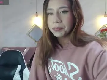 Offline evy_lux_v on Chaturbate