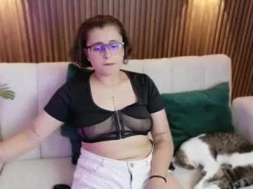 feelina_firesoul on Chaturbate