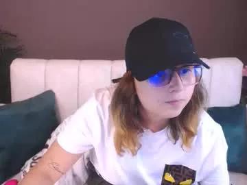 feelina_firesoul on Chaturbate