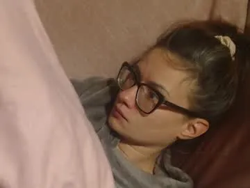 Freechat flowercandydoll13 on Chaturbate