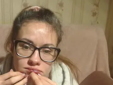 Freechat flowercandydoll13 on Chaturbate