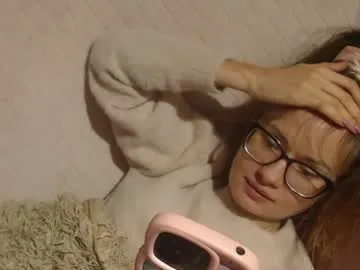 Freechat flowercandydoll13 on Chaturbate