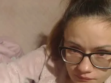 Freechat flowercandydoll13 on Chaturbate