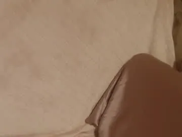 Freechat flowercandydoll13 on Chaturbate