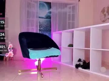 giorgina_mtz — Hey my #daddysgirl im glad for my beggins here  #Submissive  #ebony #curvy #pantyhose Flash tits [97 tokens left]