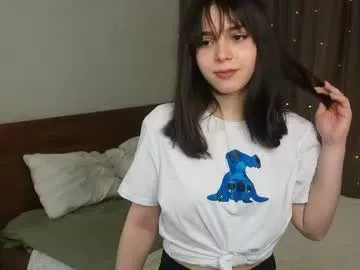 Offline gwendolyndrews on Chaturbate