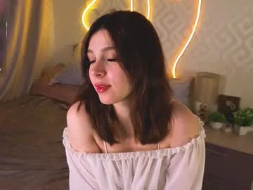 Offline gwendolyndrews on Chaturbate