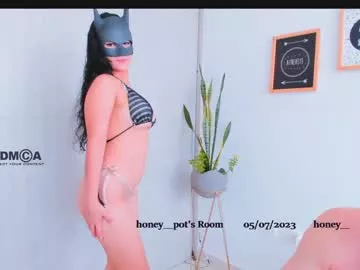 Group h0ney__p0t on Chaturbate