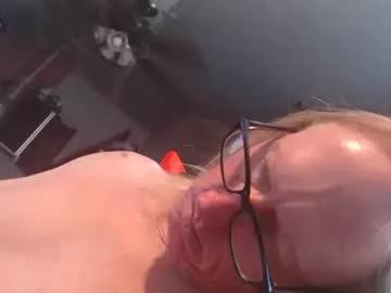 Freechat handyman5303 on Chaturbate