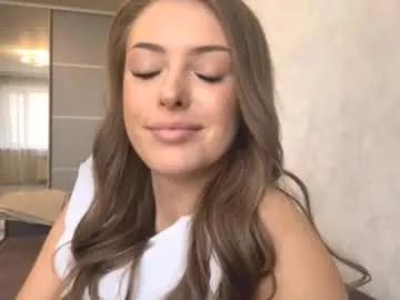 Freechat heart_petal on Chaturbate