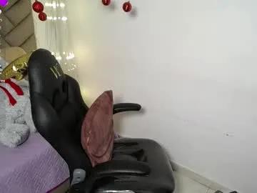 heluejamil — Rubbing her breasts, applying pressure  #mature #brunette #pinay #new #indian [278 tokens remaining]