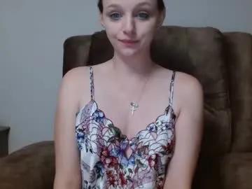 Freechat hi_cut_cutie on Chaturbate