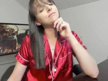 Freechat hi_cut_cutie on Chaturbate