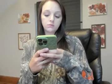 Freechat hi_cut_cutie on Chaturbate