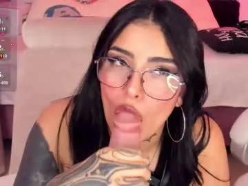 hinataweed01 on Chaturbate