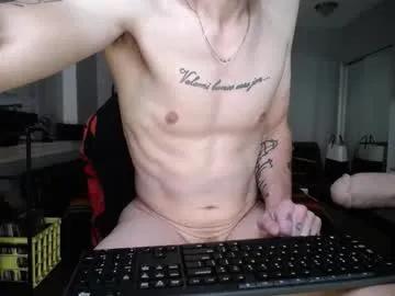 holenextdoor on Chaturbate