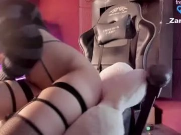 honey_pinkgreen on Chaturbate