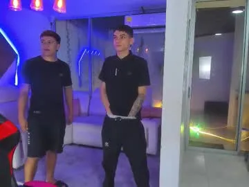 Offline houseofwarrios on Chaturbate