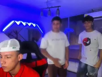 Offline houseofwarrios on Chaturbate