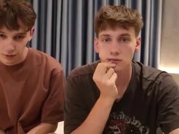 howardkottam — 'CrazyTicket': Hidden Cam show has ended.  Type /cmds to see all commands.