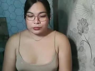 iana_whorexxx — i am hoping theres someone accepting me here even i am not pretty #squirt #asian #pinay #hairy #lovense [2000 tokens remaining]
