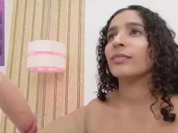 im_beliinda — zoom breast squeeze and play nipples with oil [39 tokens left] playing with my breasts with oil #deepthroat #saliva #nasty #ahegao #blowjob