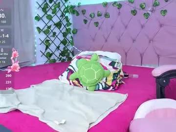 isla_rosee18 on Chaturbate