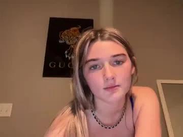 Away jadejamessecret on Chaturbate