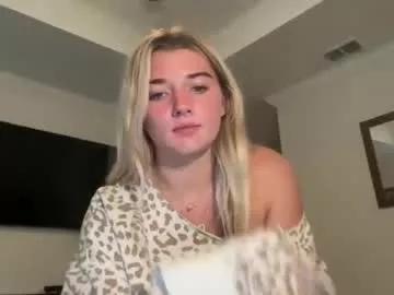 Away jadejamessecret on Chaturbate
