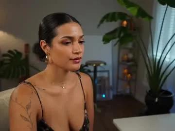 Freechat jadeperez_ on Chaturbate