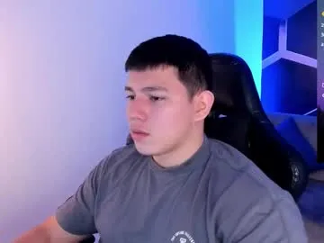 Freechat james_cr on Chaturbate