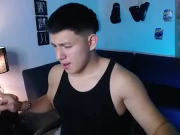 Freechat james_cr on Chaturbate