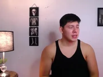 Freechat james_cr on Chaturbate