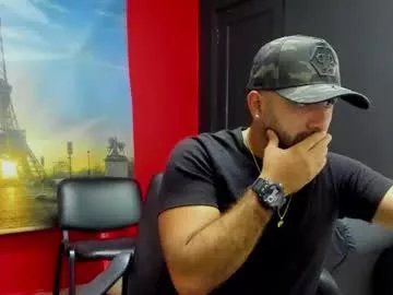 jhon_bear02 on Chaturbate