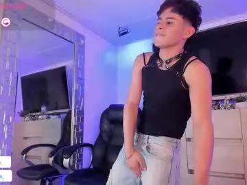 Freechat jhonny_blake_ on Chaturbate