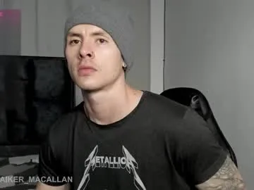 Offline jhonny_macallan on Chaturbate