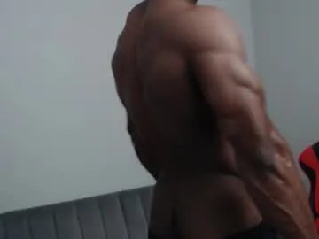 Freechat johnnydolce50 on Chaturbate